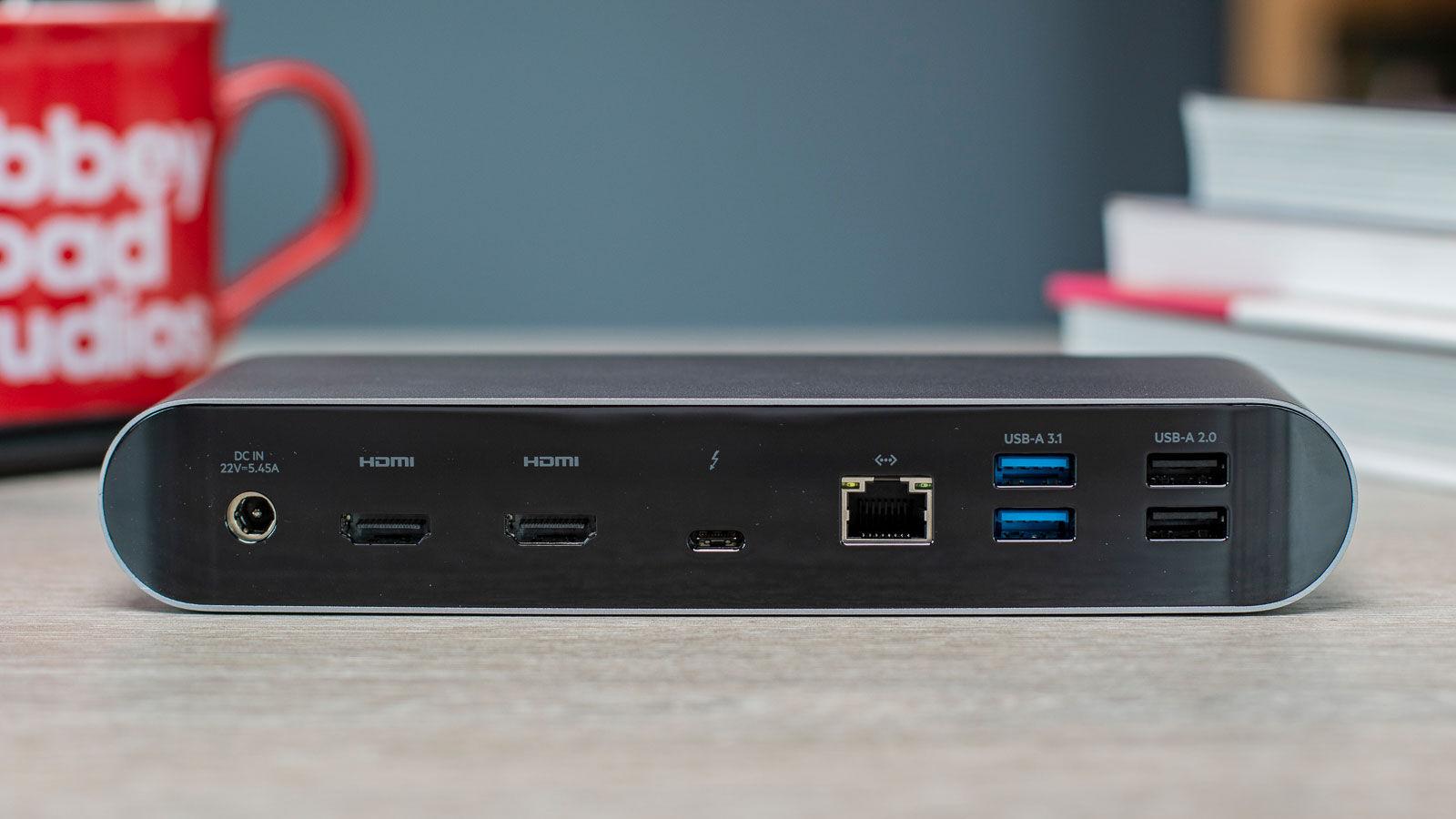 Belkin Pro Thunderbolt 4 Dock back